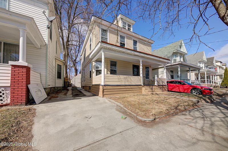 3rd image of 51 Haigh Avenue