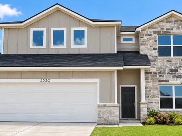 5530 Harriet St, Bryan, TX 77807