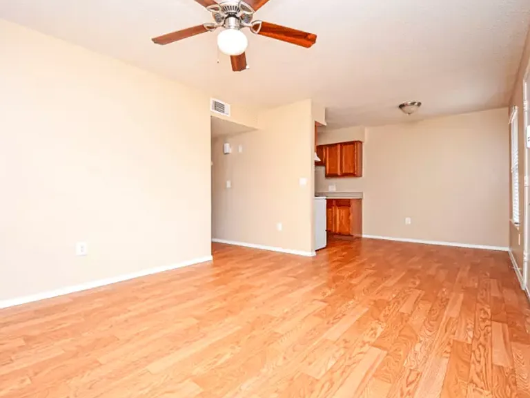 160 Gibson Rd — Photo 8
