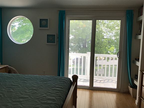 2nd image of 421 Surf Ave