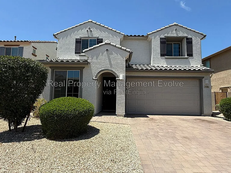 5618 N 87th Dr — Photo 2