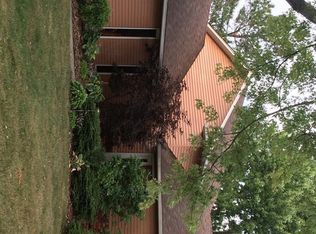 16929 Indian Hollow Rd, Grafton, OH 44044
