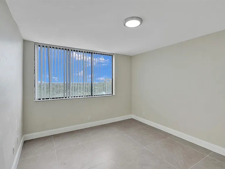 4222 Inverrary Blvd #4810 — Photo 44