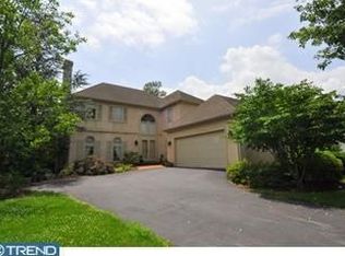 233 Trianon Ln, Villanova, PA 19085