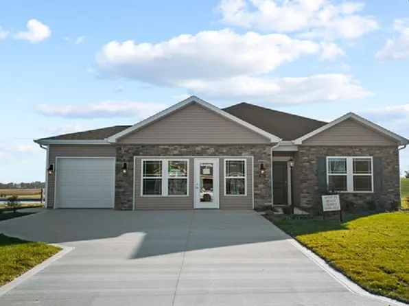 723 Aviation Dr, Ossian, IN 46777