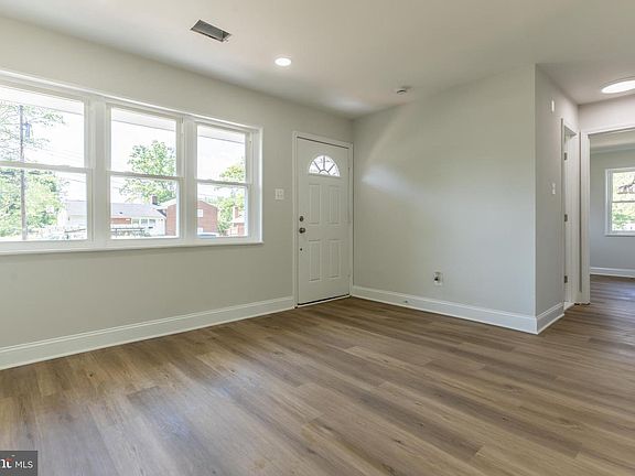 4th image of 5506 Joplin St