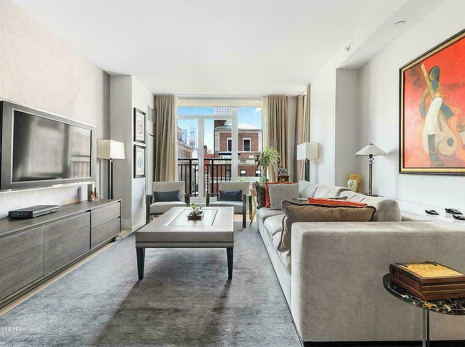 1st image of 45 Park Ave APT 1503
