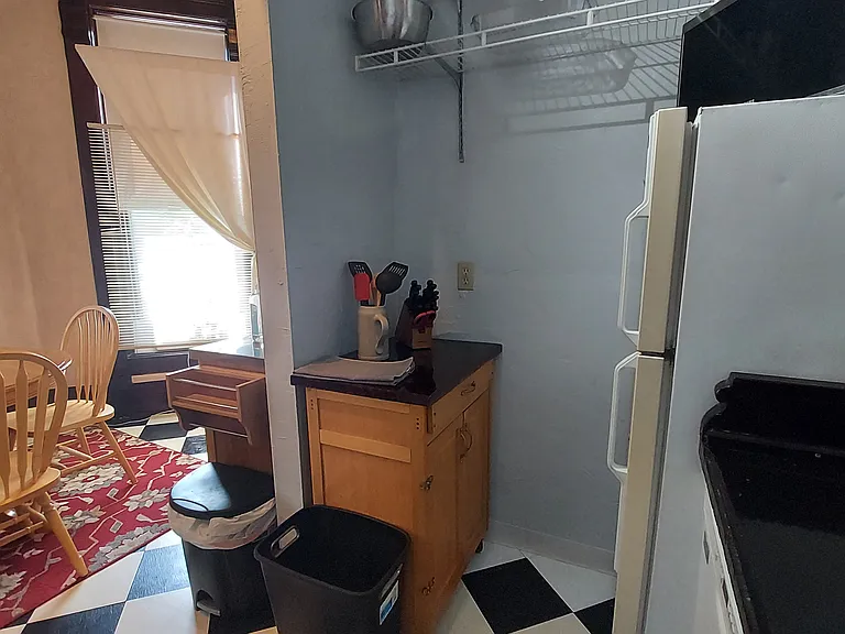 334 E Mulberry St #1 — Photo 11
