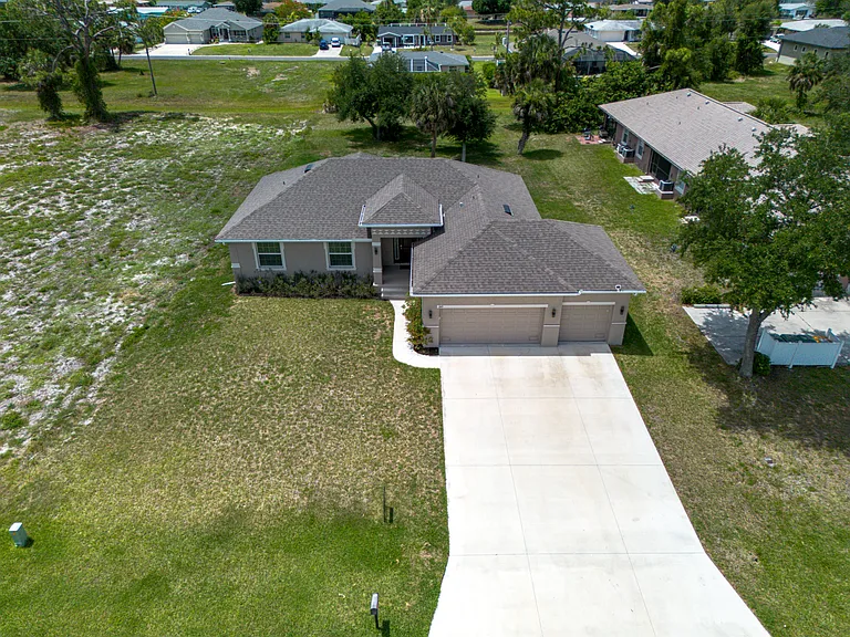 249 Rotonda Blvd W — Photo 50