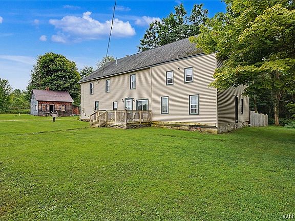 4th image of 1309 Ellis Rd