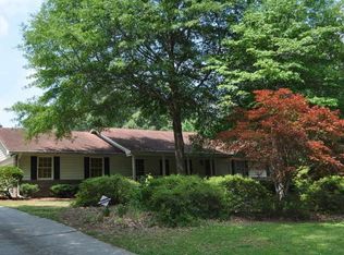 2193 Valley Creek Cir, Snellville, GA 30078