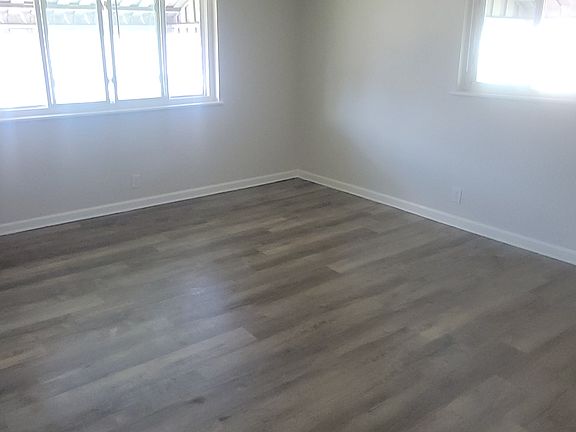 3rd image of 3868 Arlington Ave APT 2