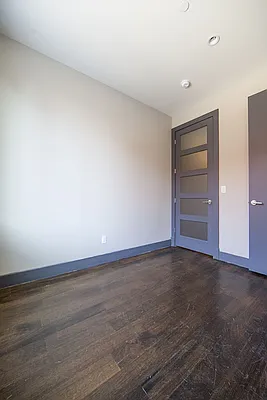 Rented by Brooklyn Group | media 21