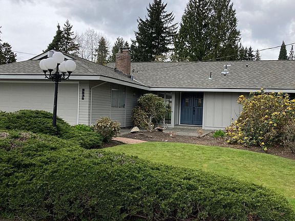 3rd image of 2235 171st Ave NE
