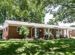 8612 Larry Del Dr, Saint Louis, MO 63123