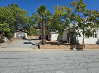 619 W Gilman St, Banning, CA 92220