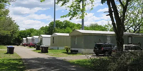 2164 Payne Ave Photo 1