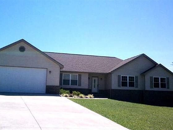 1st image of 132 Deerwood Dr
