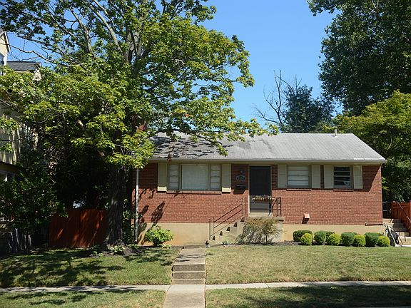 2nd image of 9939 Mayfield Dr
