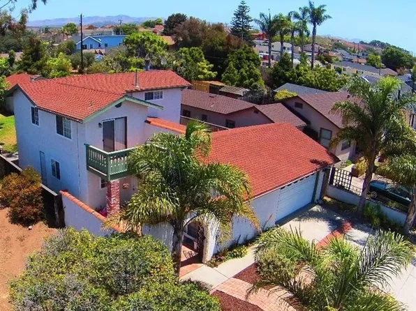 1135 Saratoga Ave, Grover Beach, CA 93433