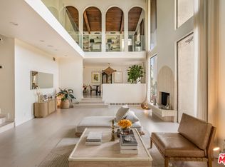 2299 Gloaming Way, Beverly Hills, CA 90210