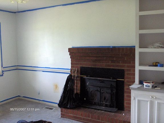 Living Room/Fireplace Before