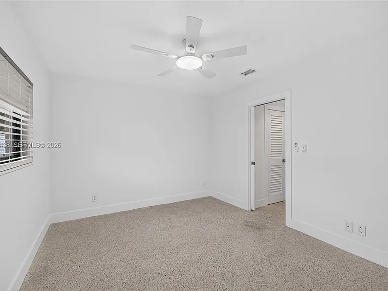 2190 NE 51st Ct #105 — Photo 6
