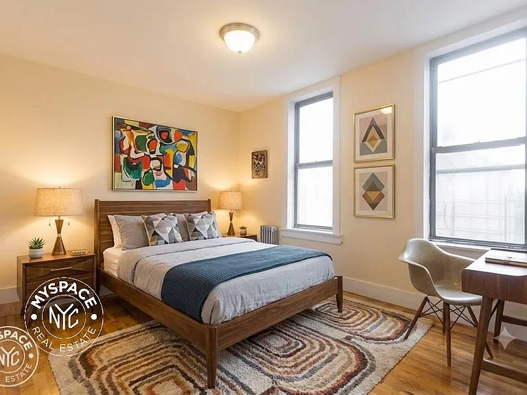 381 Berry St #4C — Photo 4