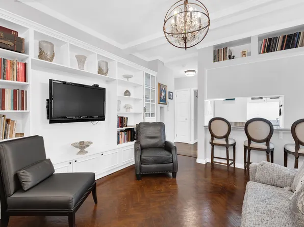 375 Riverside Drive image 5 of 6