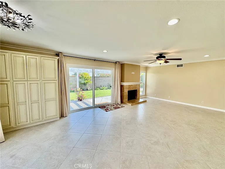 18572 Avolinda Dr — Photo 22