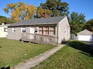 420 Allanson Rd, Mundelein, IL 60060