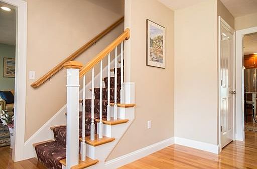 5th image of 617 Nahatan St