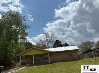 32 Eden Ave, Bastrop, LA 71220