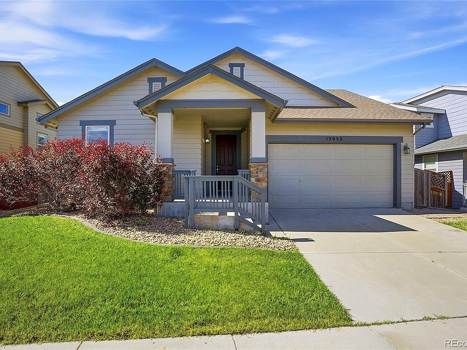 1st image of 15952 Village Circle