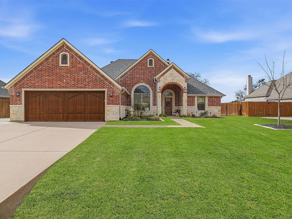 1st image of 2824 Willow Ridge Cir