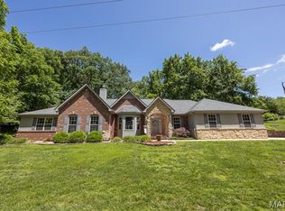 109 Autumn Ln, Belleville, IL 62223