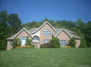 104 Shallow Vw, Candler, NC 28715