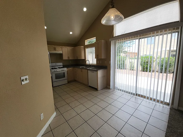 7978 Embarcadero Ave — Photo 13