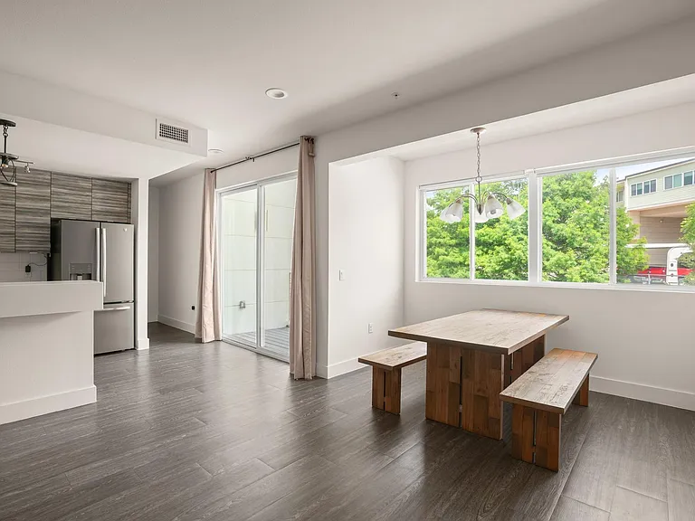 604 N Bluff Dr #228 — Photo 14