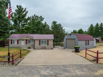 10427 E Madison Rd, Saint Helen, MI, 48656
