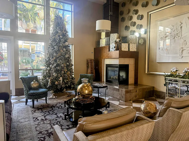 100 S Alameda St #120 — Photo 4