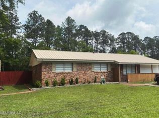 3905 Fairhaven Dr, Moss Point, MS 39562