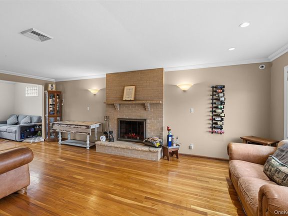 4th image of 1396 Wilson Road
