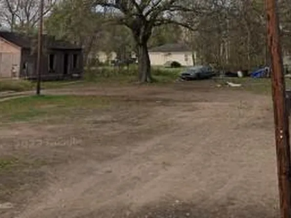 3802 3rd St, Brookshire, TX 77423