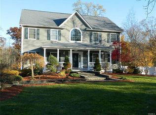 20 Frozen Ridge Rd, Newburgh, NY 12550