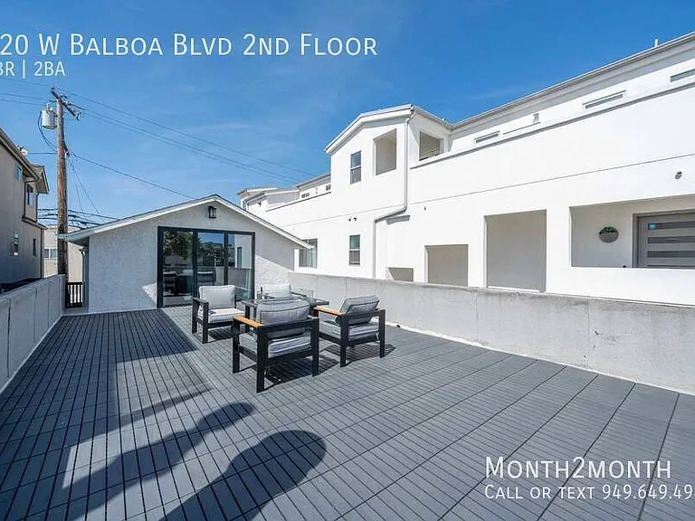 920 W Balboa Blvd #2 — Photo 17