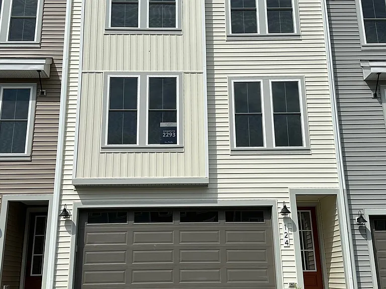 124 Galaxy Pl — Photo 2
