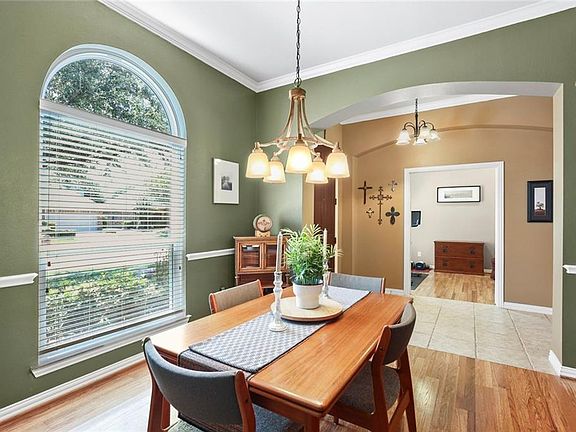 5th image of 2600 Blue Jay Ct