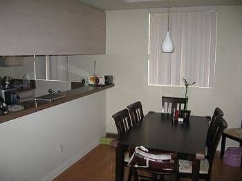2nd image of 812 N Hudson Ave APT 108