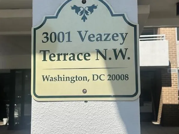 3001 Veazey Ter NW APT 1320, Washington, DC 20008